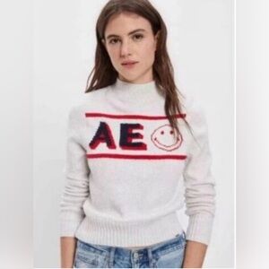 NWT American Eagle Women’s Smiley Sweater Size Small